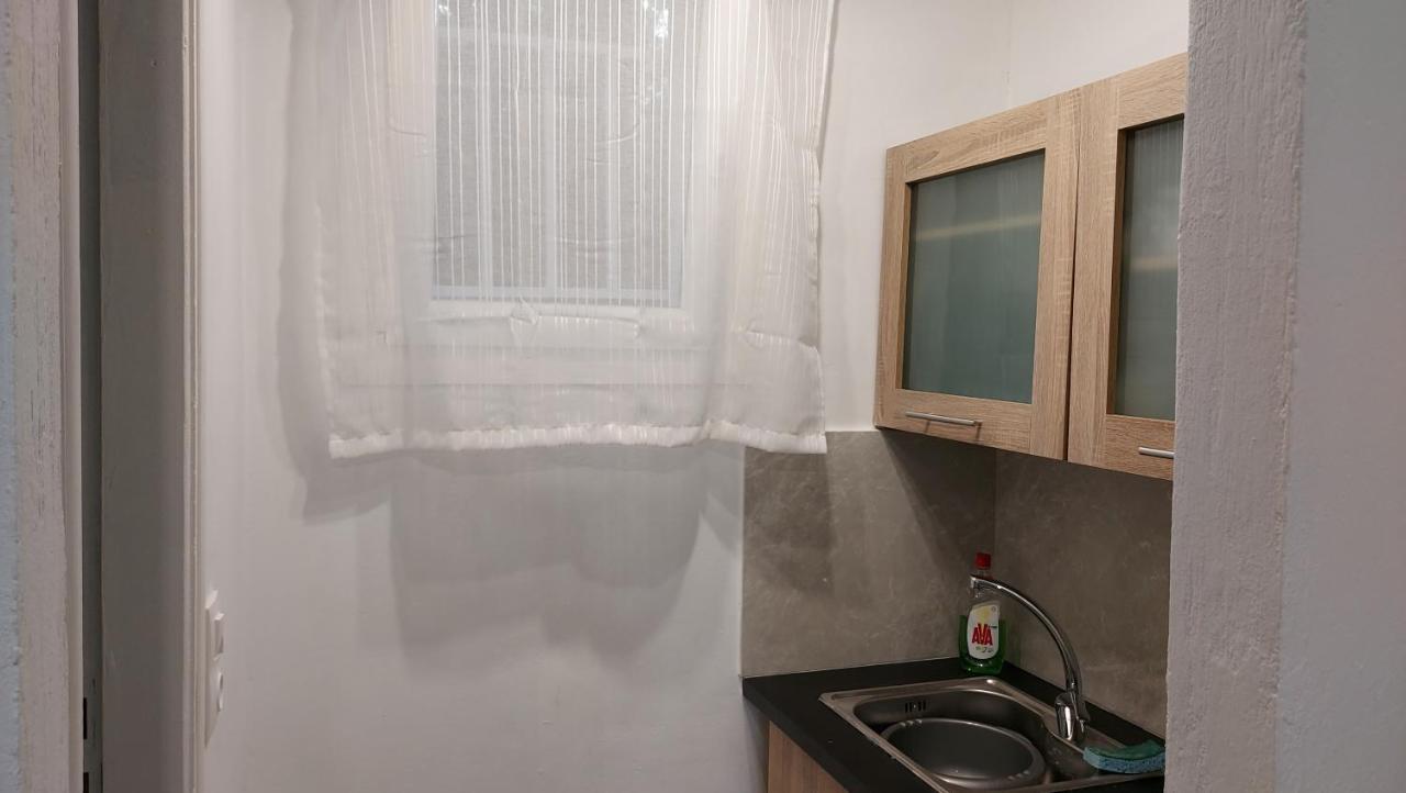 Helen'S Cozy Studio 2 Артеміда Екстер'єр фото